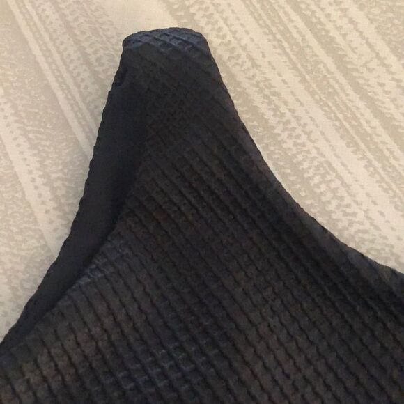 Heroine Sport Black Embossed Swap Sports Bra - Picture 4 of 7